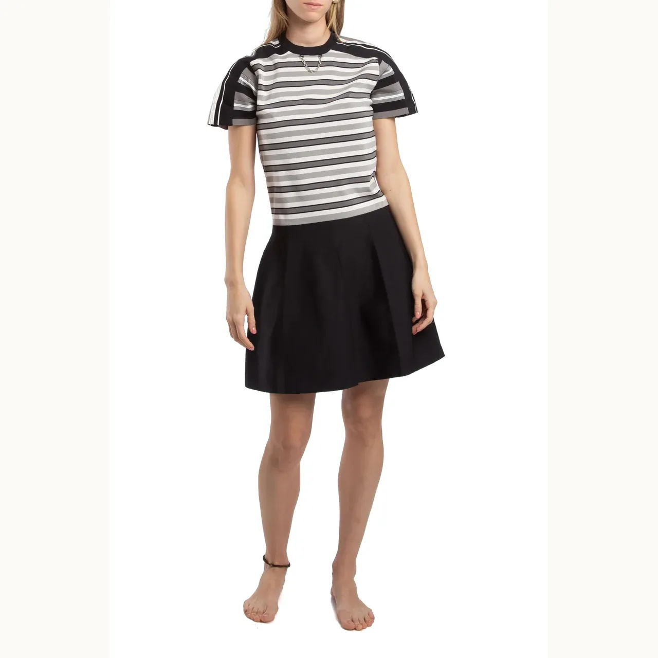 Louis Vuitton, Talla M