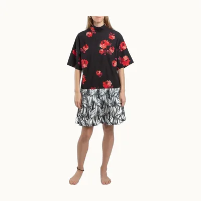 Prada, Talla M