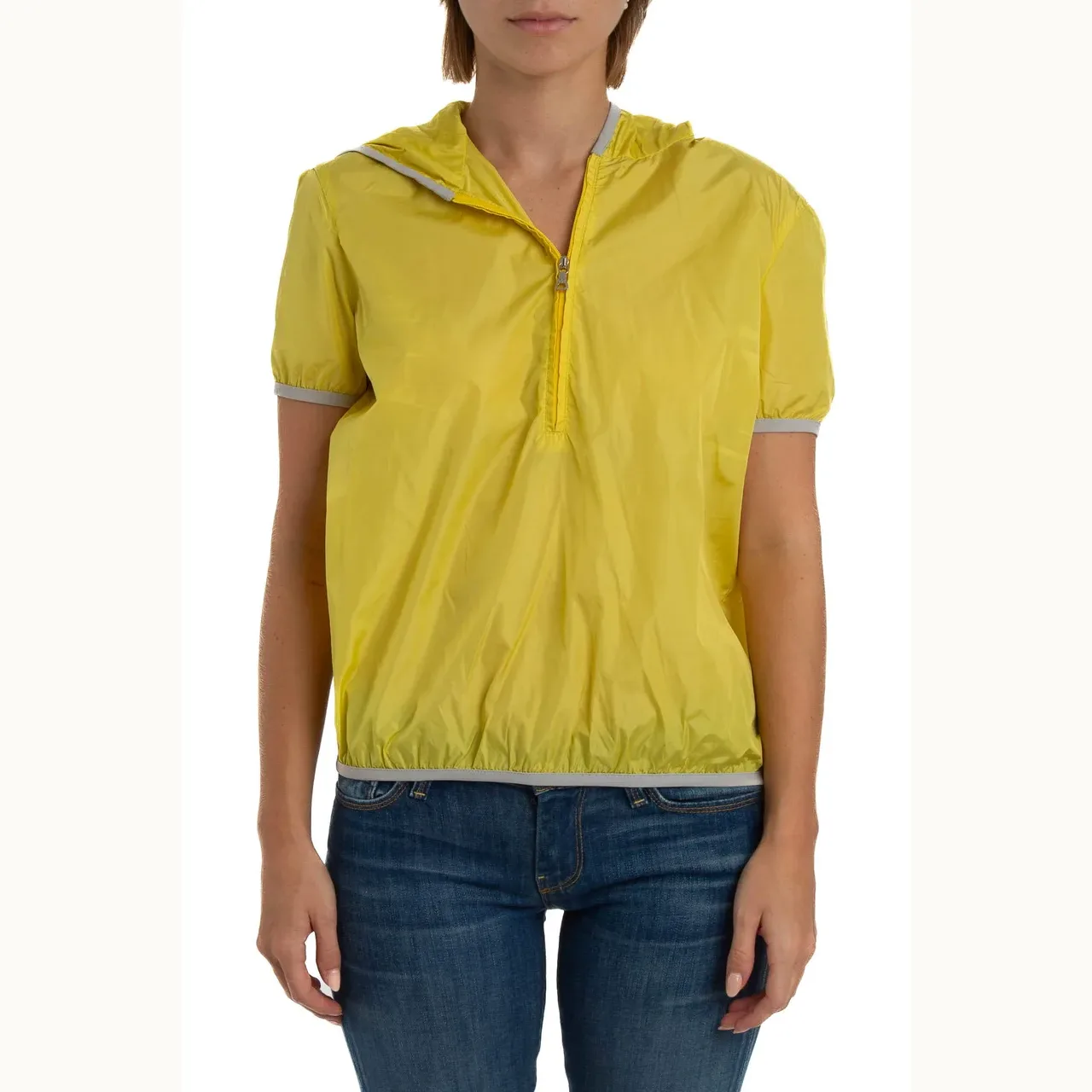Prada, Talla S