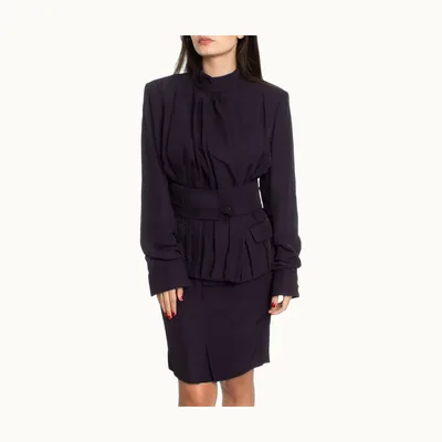 Yves Saint Laurent, Talla L