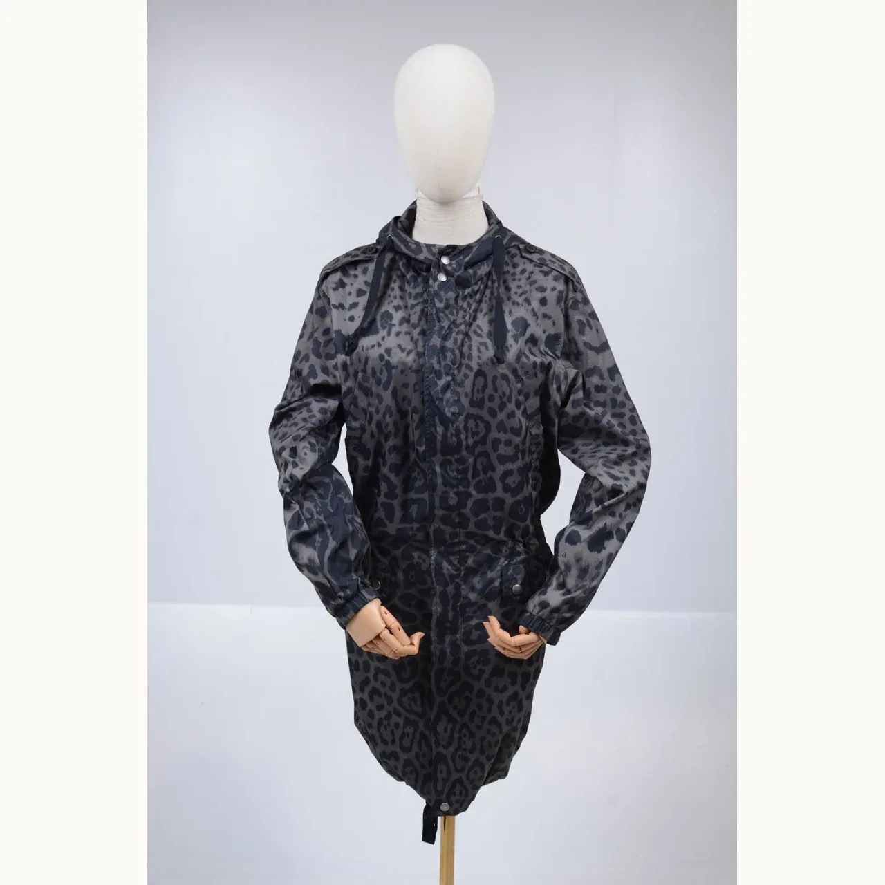 Abrigo Saint Laurent Rain Animal Print Gris, Talla S