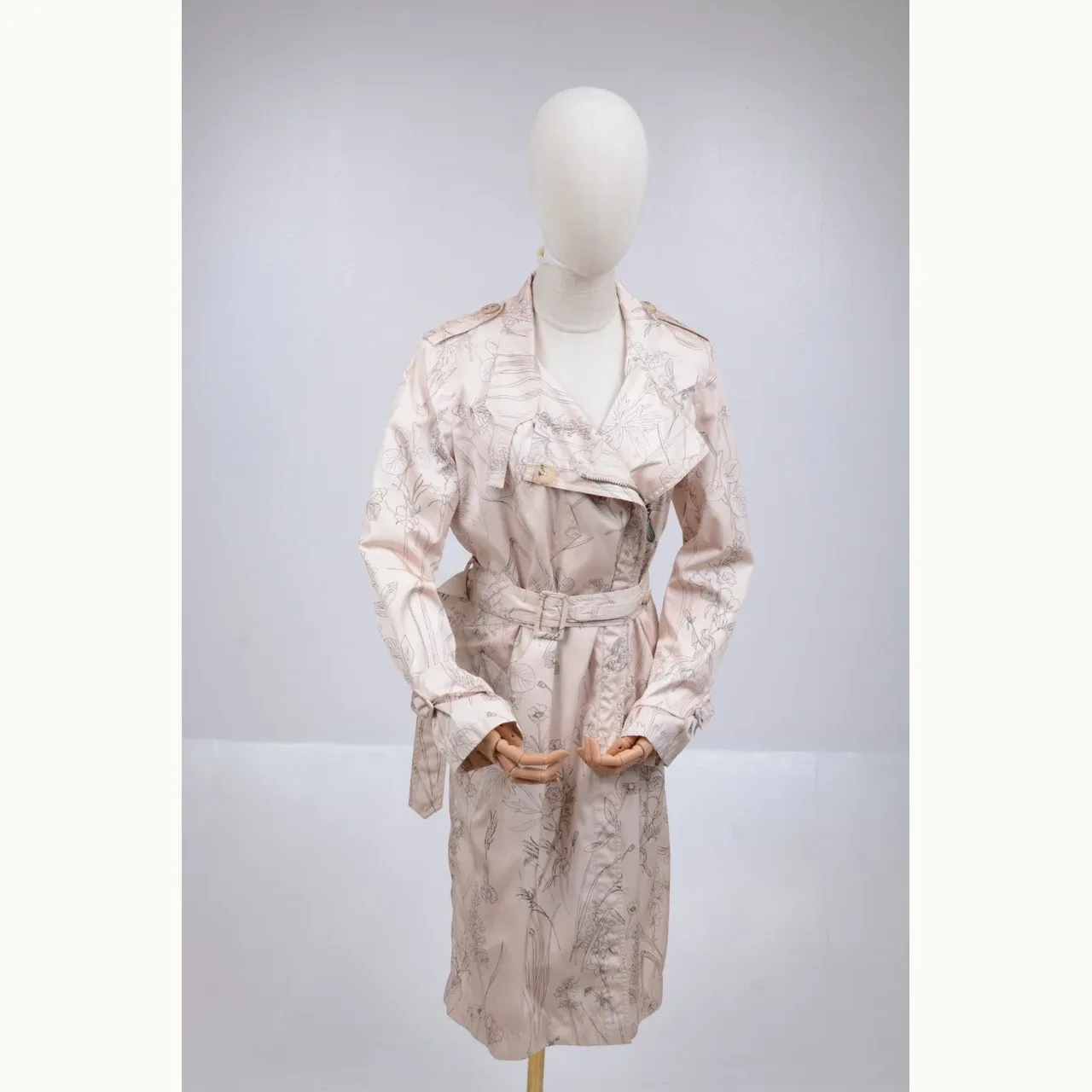 Abrigo Bottega Veneta Floral Beige, Talla S