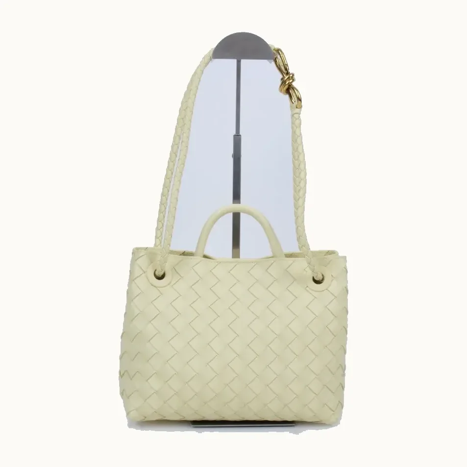 Bolso Bottega Veneta Andiamo Small Intrecciato Amarillo