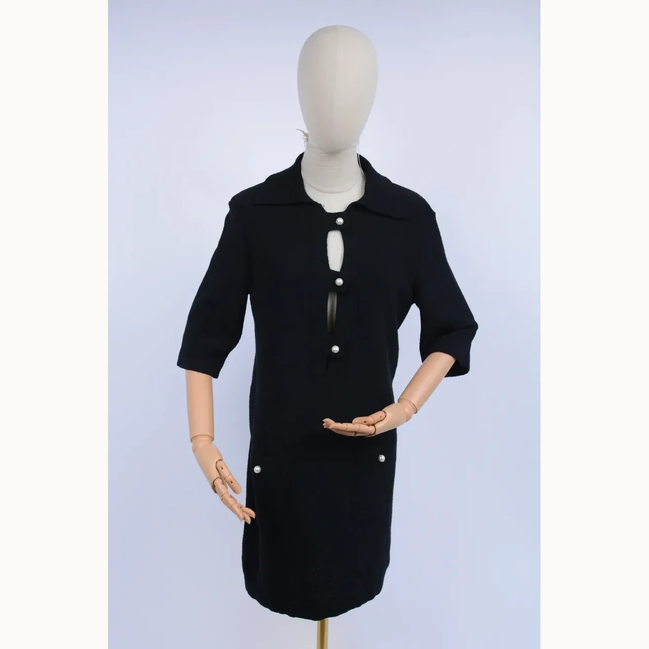 Chanel Knit 2023 Faux Perla y negra, Talla XS
