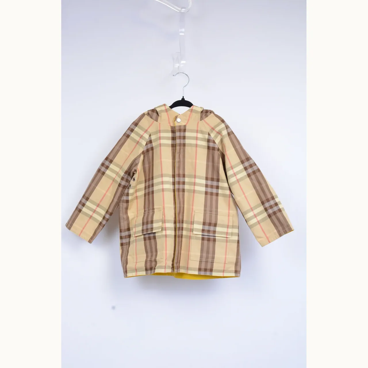 Abrigo Burberry Rain Reversible Amarillo, Talla 4 MX