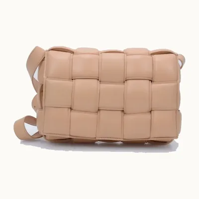 Bolso Bottega Veneta Padded Cassette Intrecciato Nude