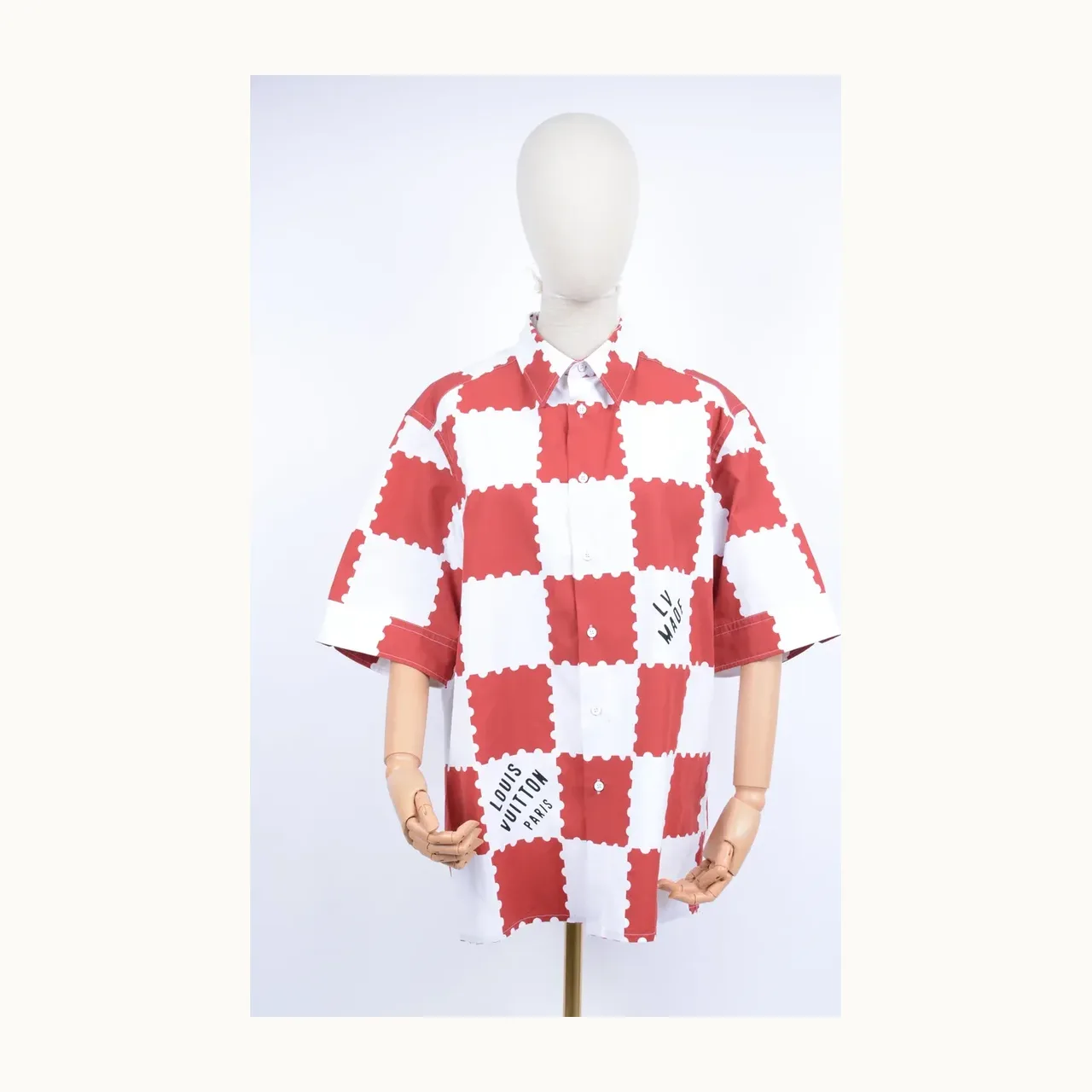 Louis Vuitton Giant Damier Nigo Roja, Talla M
