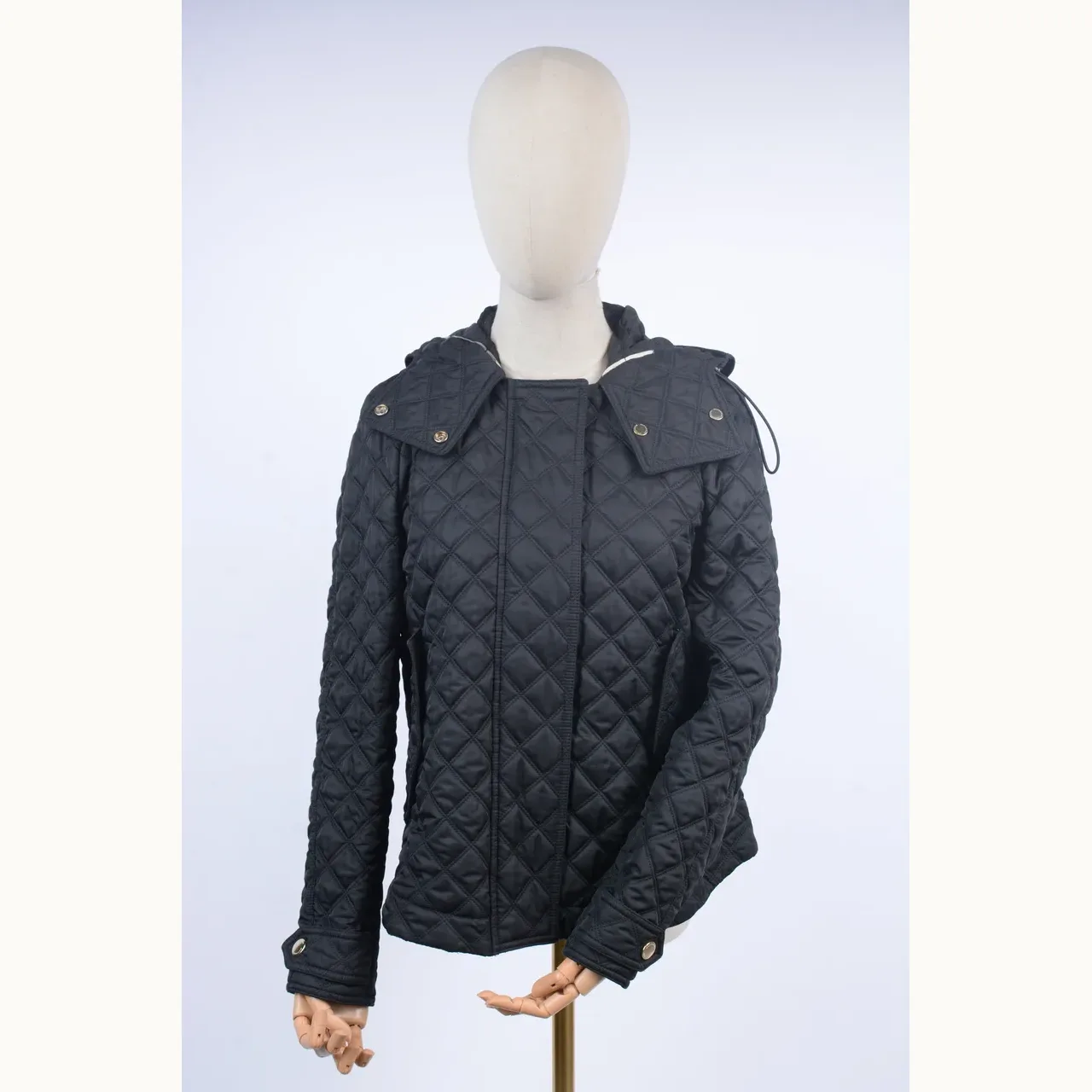Burberry Quilted Hooded Negra, Talla XS