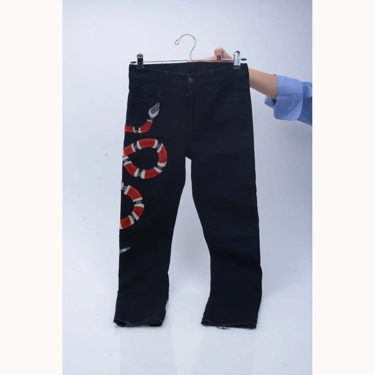 Jeans Gucci Snake Skinny Negros, Talla 25