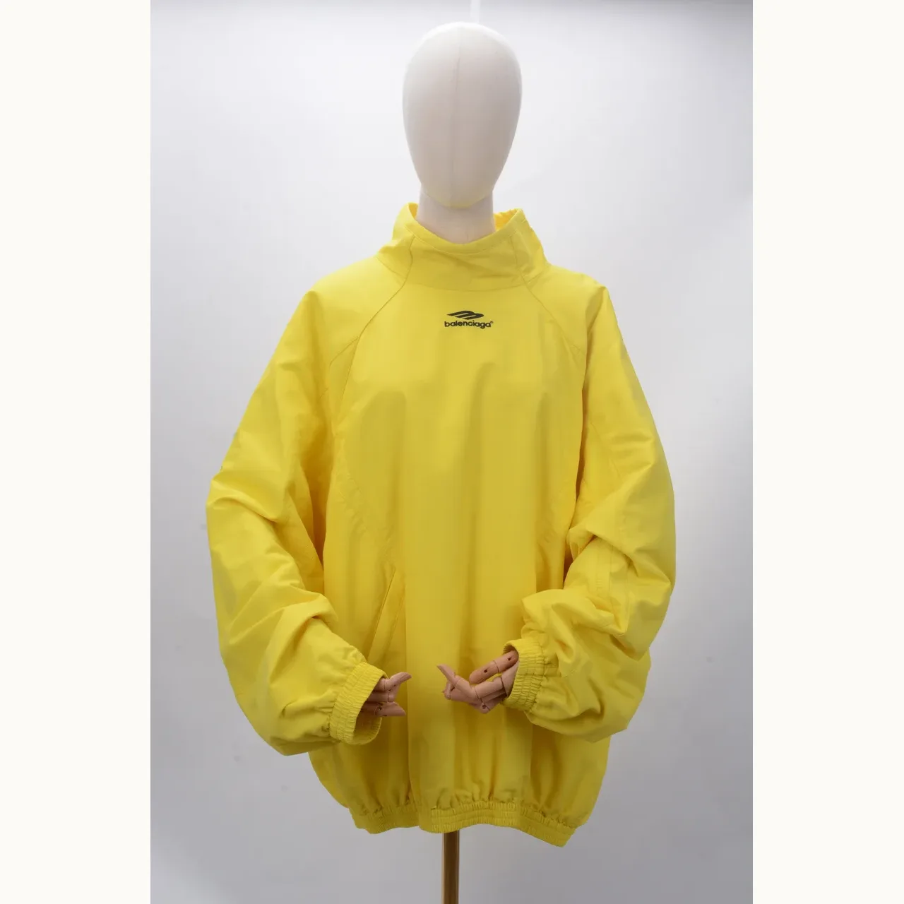 Balenciaga Nylon Tracksuit Amarilla, Talla 2 MX