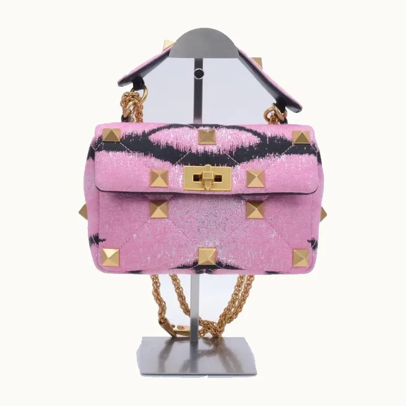 Bolso de Hombro Valentino Roman Stud Medium Tiger Rosa