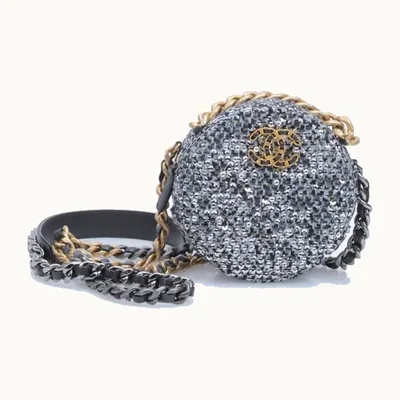 Chanel 19