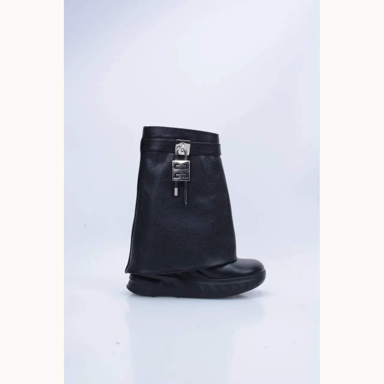 Botas Givenchy Shark Lock Biker Negro Talla 36 / 3 mx