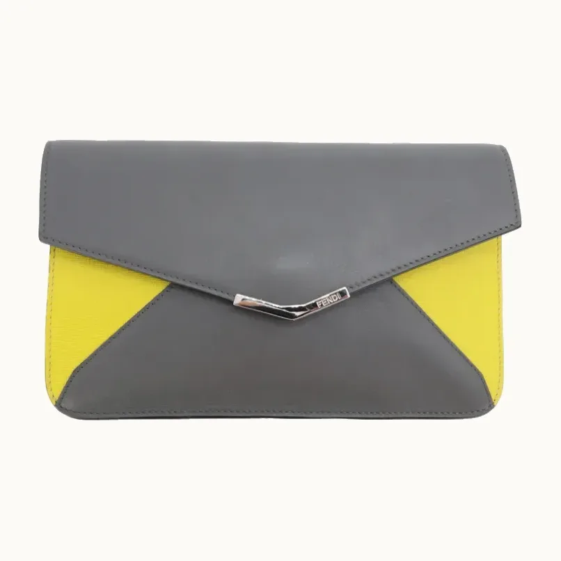 Clutch Fendi 2Jours
