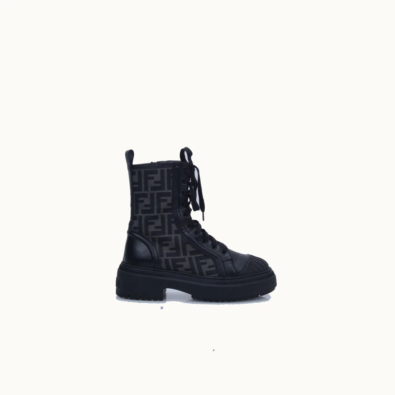 Fendi Domino Biker Negro Talla 38 / 5 mx