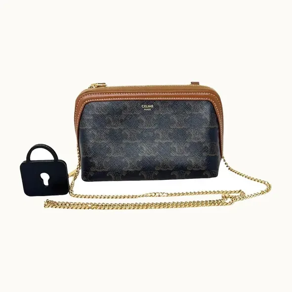 Clutch Céline Monogram