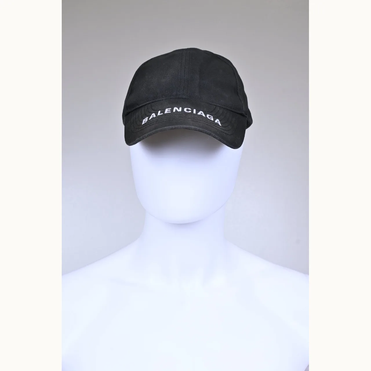 Gorra Balenciaga Logo Low Negro Talla L
