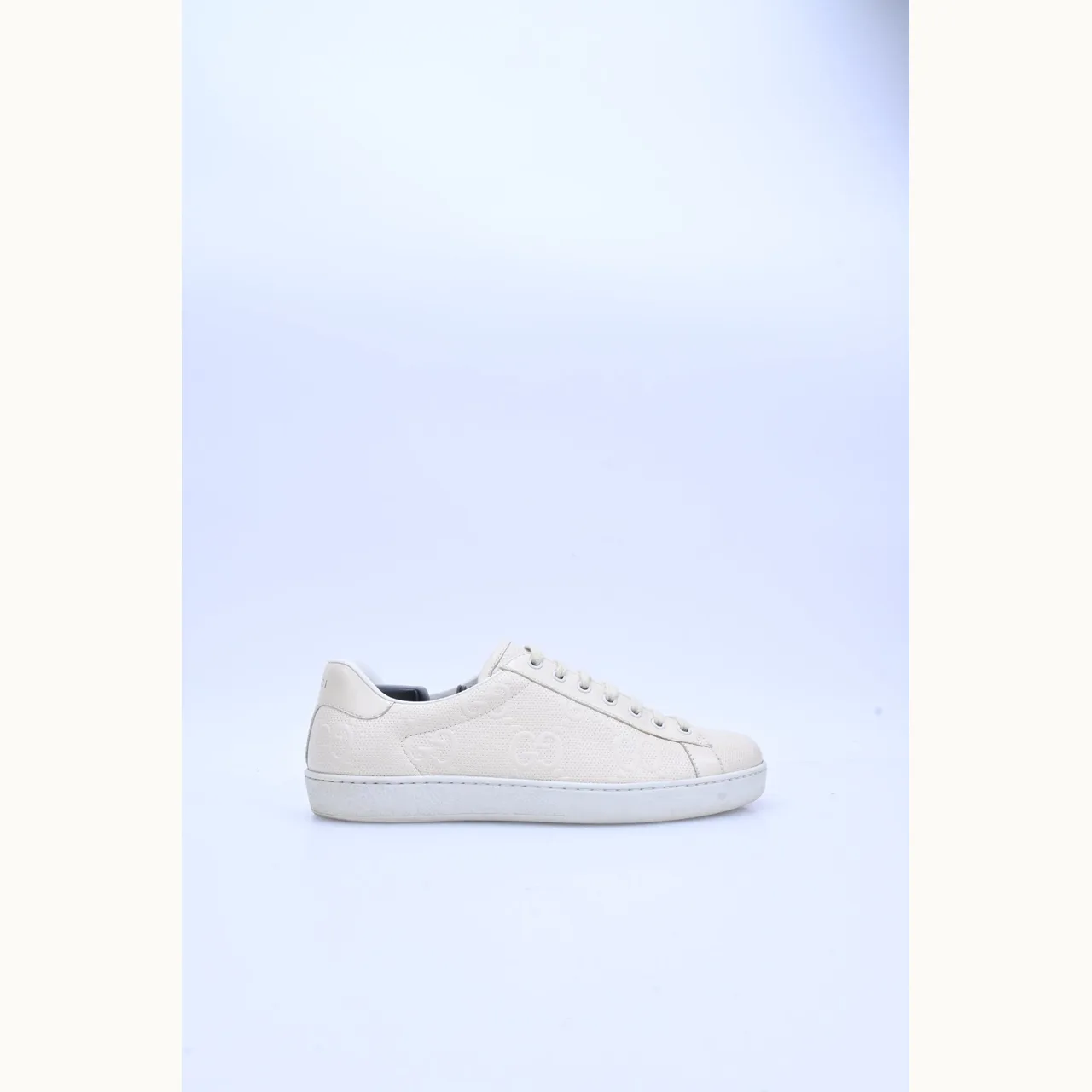 Tenis Gucci Ace GG Embossed Beige Talla 41.5