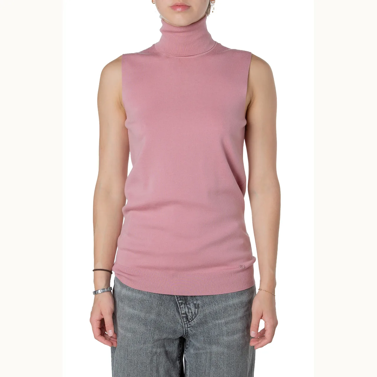 Gucci, Talla M